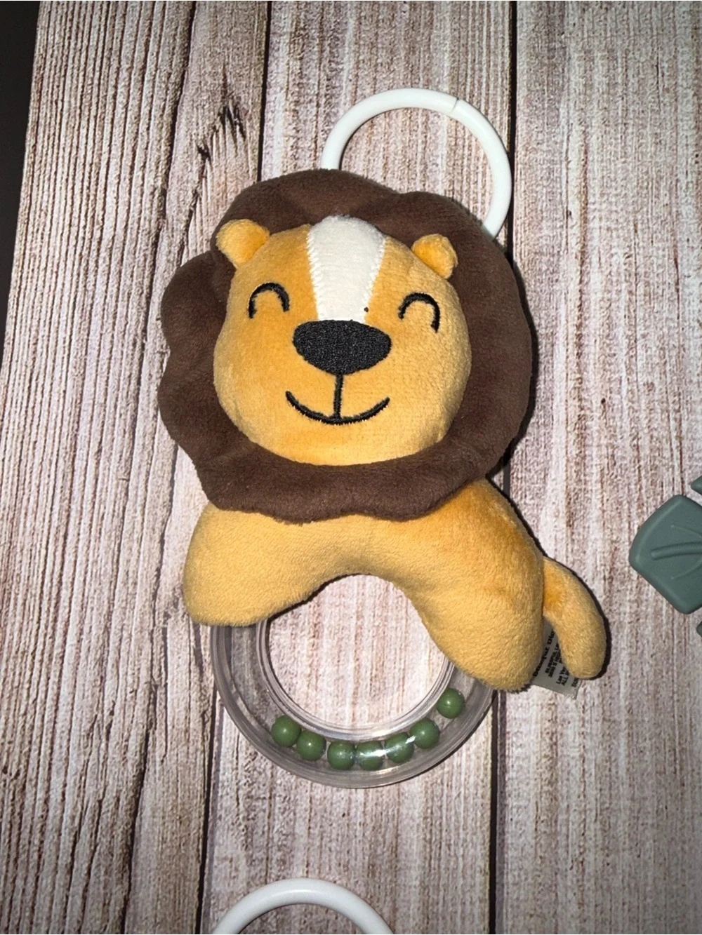 Hanging baby toys